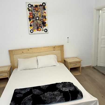 Chambre Spacieuse Avec Balcon - Salle De Bain Exterieure Privee & Breakfast Saint-Louis Eksteriør bilde